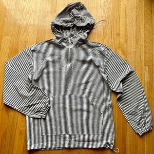 NEW NO TAGS MANCHE OVERSIZED HOODED SHIRT SIZE S.
